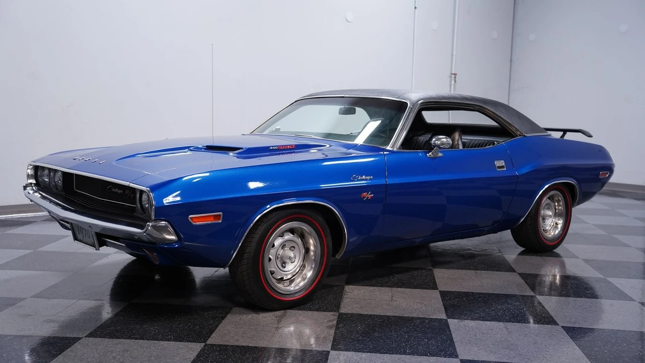 2006 Dodge Challenger - Image 6 of 12
