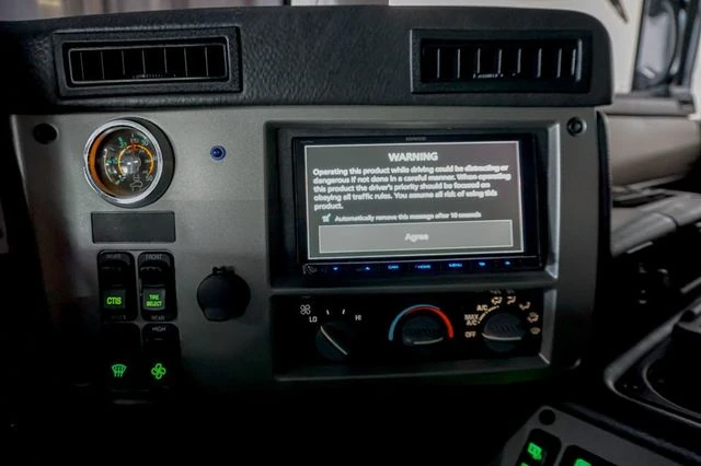 2006 Hummer Hummer H1 - Image 23 of 31