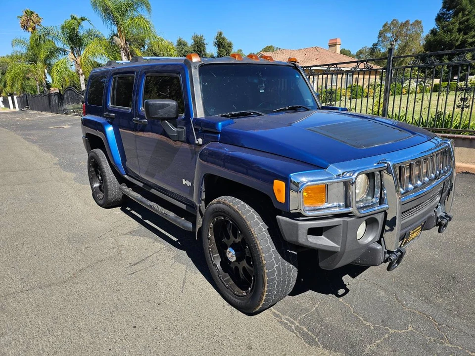 2006 Hummer Hummer H3 - Image 2 of 19