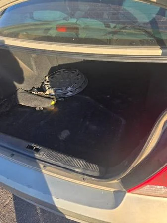 2006 Hyundai Elantra - Image 8 of 12