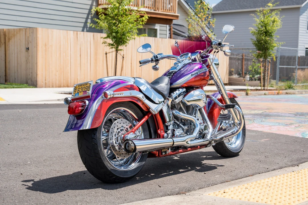 2006 Harley-Davidson CVO - Image 11 of 31