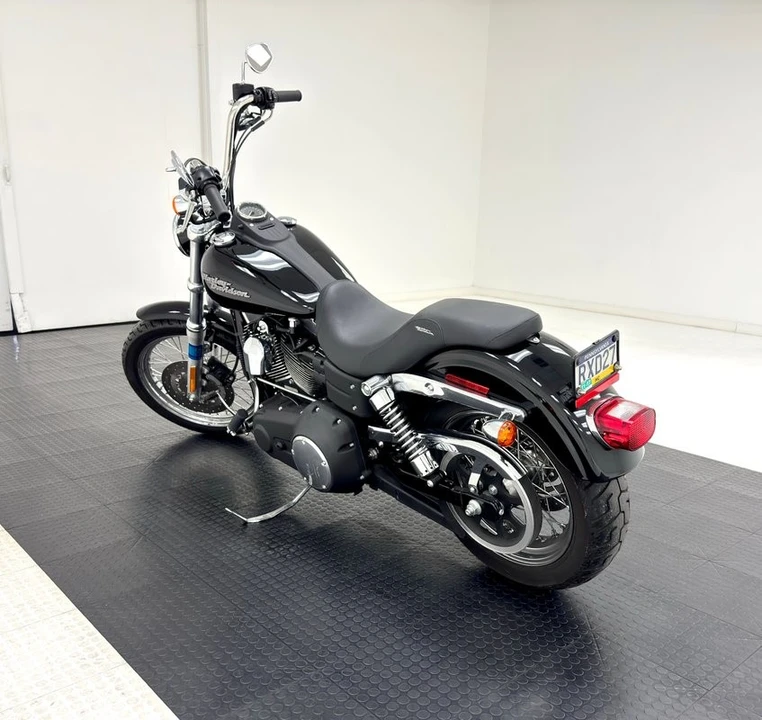 2006 Harley-Davidson Dyna Twin Cam - Image 2 of 12
