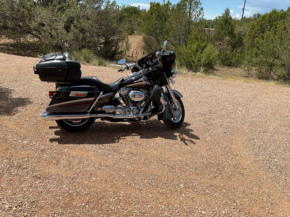 2006 Harley-Davidson CVO - Image 4 of 31