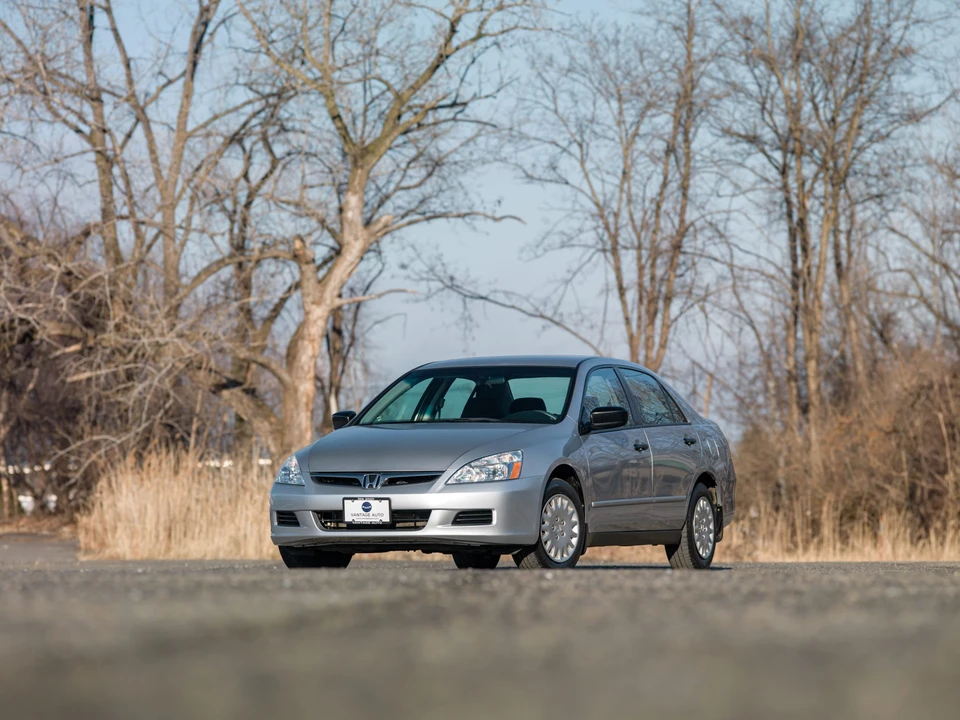 2006 Honda Accord 7th Gen - Image 2 of 31