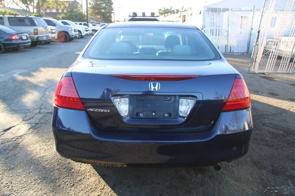 2006 Honda Accord 7th Gen - Image 9 of 21