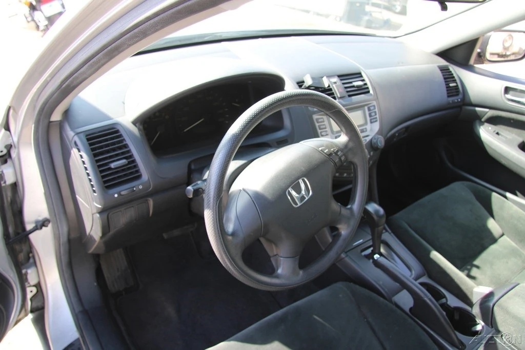 2006 Honda Accord 7th Gen - Image 15 of 21