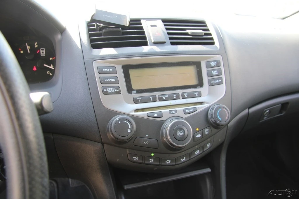 2006 Honda Accord 7th Gen - Image 18 of 21