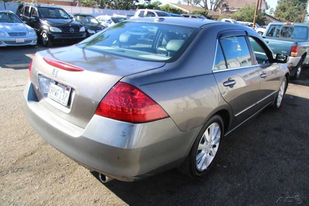 2006 Honda Accord 7th Gen - Image 6 of 21