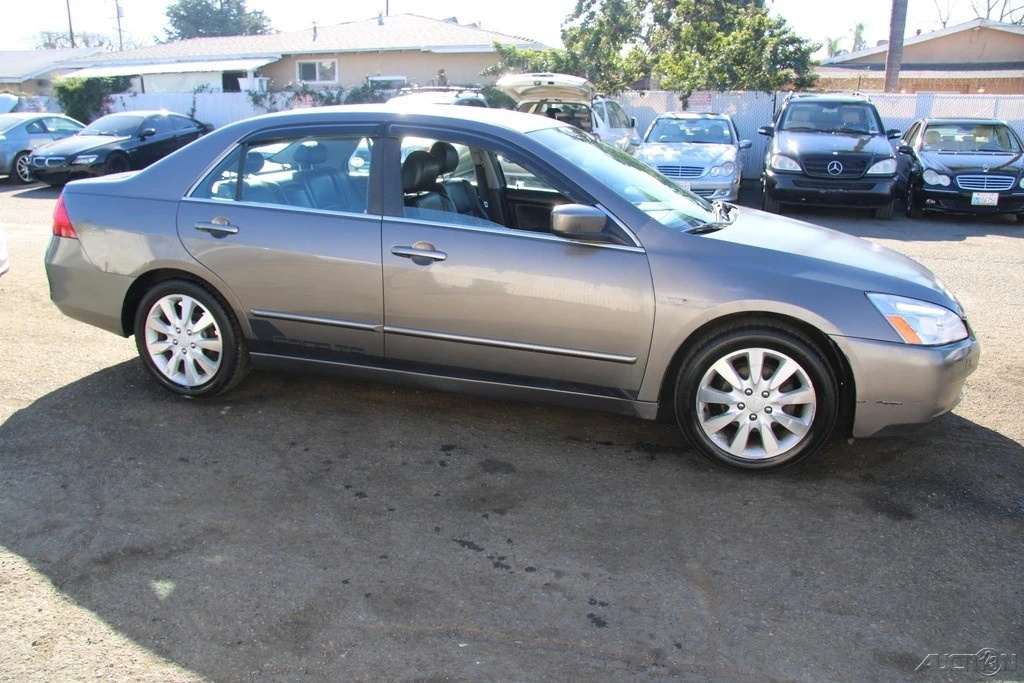 2006 Honda Accord 7th Gen - Image 7 of 21