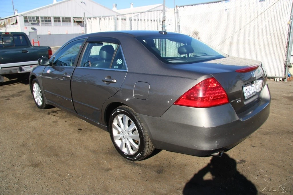 2006 Honda Accord 7th Gen - Image 4 of 21