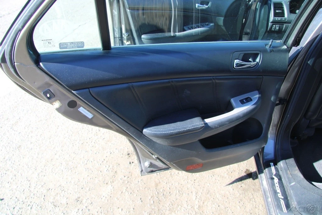 2006 Honda Accord 7th Gen - Image 19 of 21