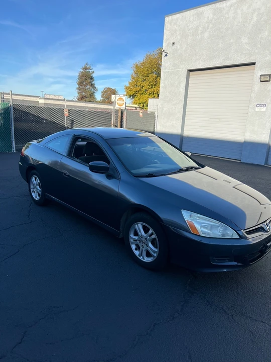 2006 Honda Accord 7th Gen - Image 2 of 9