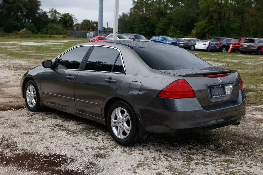 2006 Honda Accord 7th Gen - Image 5 of 12