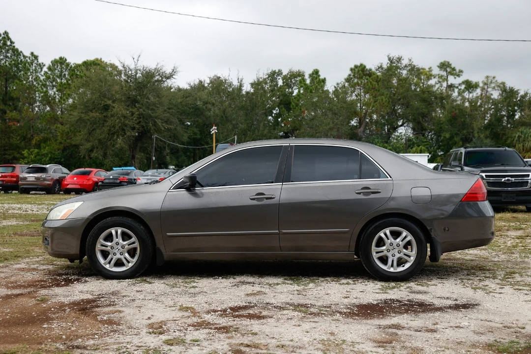 2006 Honda Accord 7th Gen - Image 3 of 12