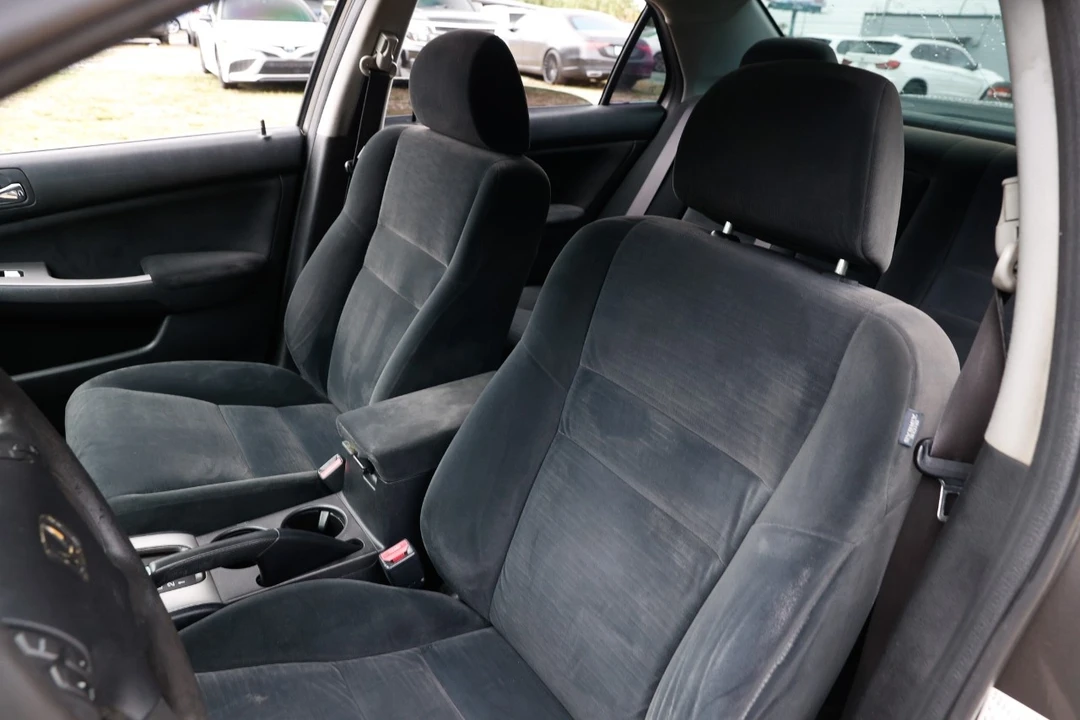 2006 Honda Accord 7th Gen - Image 6 of 12