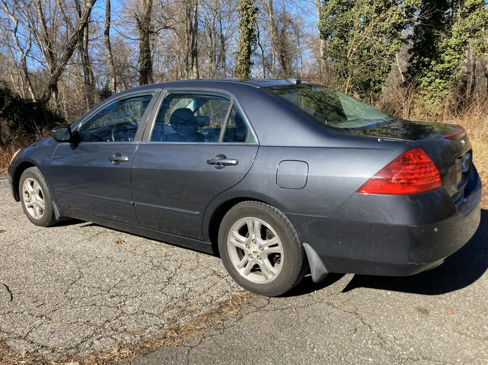 2006 Honda Accord 7th Gen - Image 2 of 21