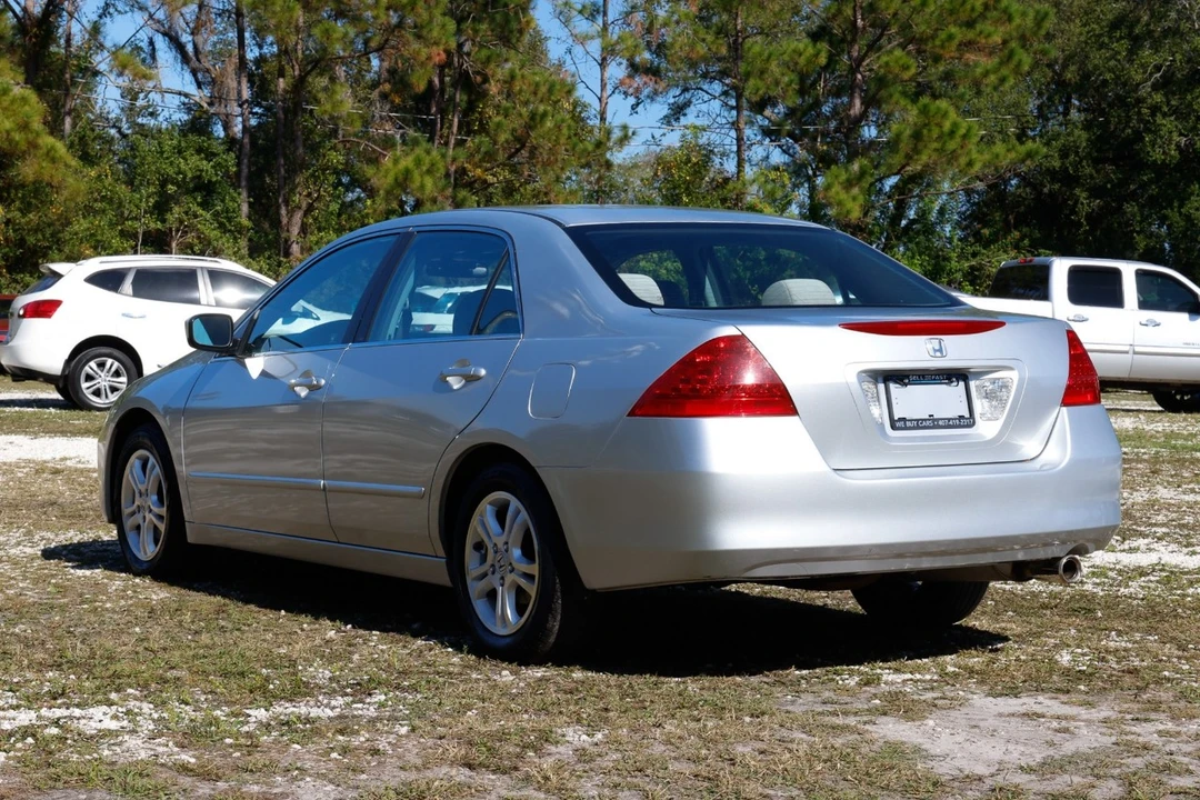 2006 Honda Accord 7th Gen - Image 5 of 12