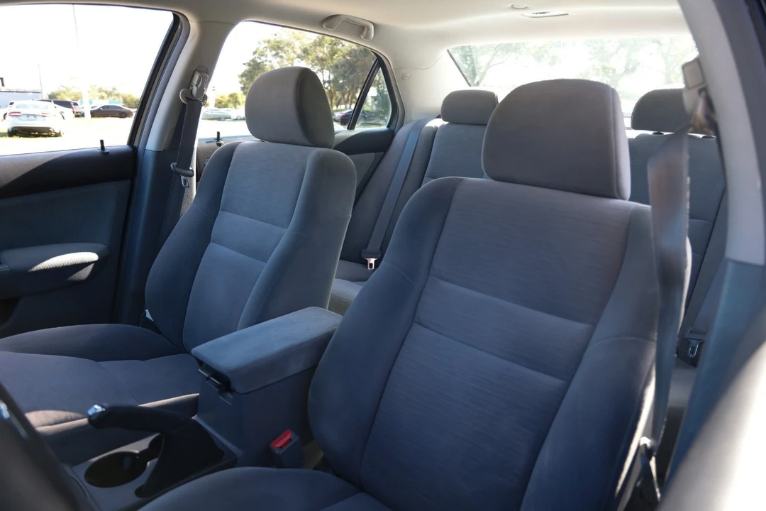 2006 Honda Accord 7th Gen - Image 6 of 12
