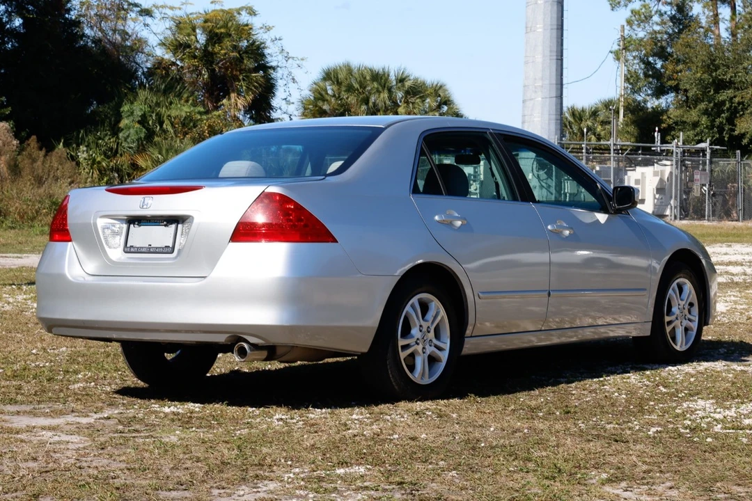 2006 Honda Accord 7th Gen - Image 11 of 12