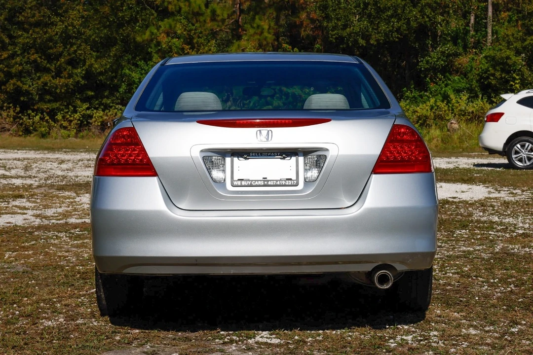 2006 Honda Accord 7th Gen - Image 7 of 12