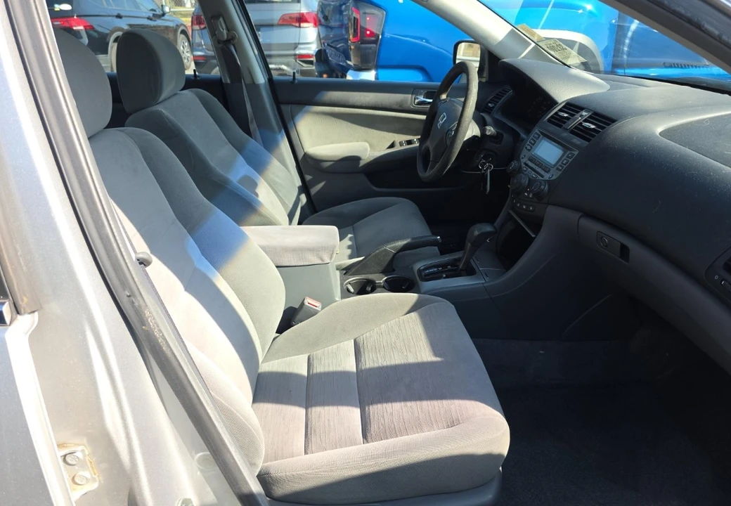 2006 Honda Accord 7th Gen - Image 10 of 19