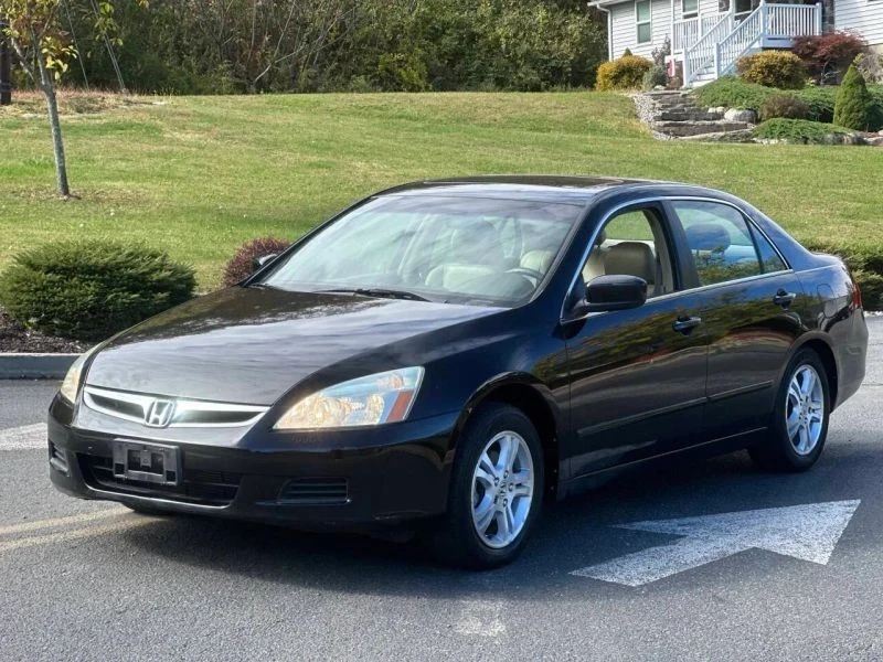 2006 Honda Accord 7th Gen - Image 2 of 12