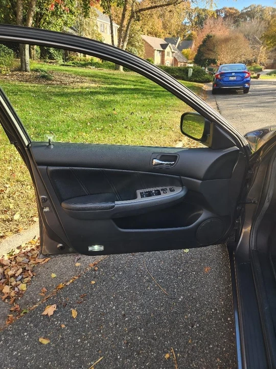 2006 Honda Accord 7th Gen - Image 3 of 20