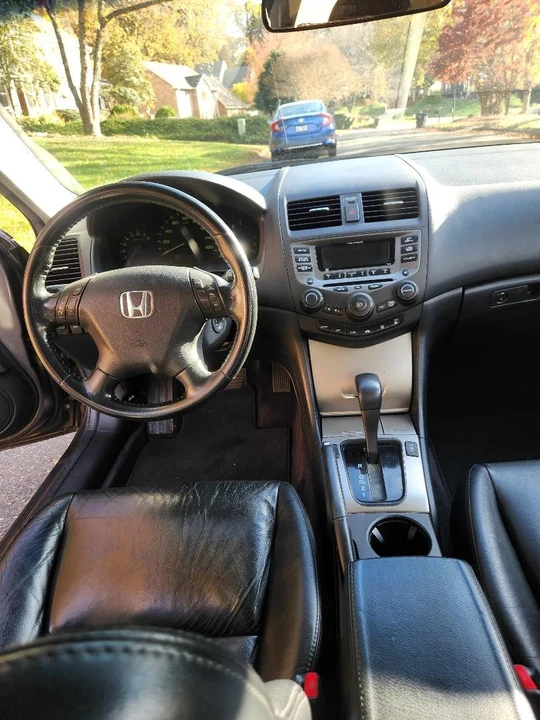 2006 Honda Accord 7th Gen - Image 13 of 20