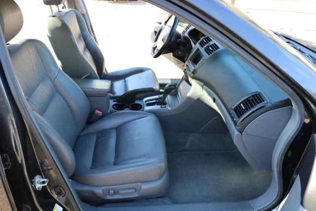 2006 Honda Accord 7th Gen - Image 12 of 17
