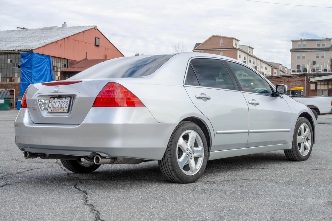 2006 Honda Accord 7th Gen - Image 4 of 31