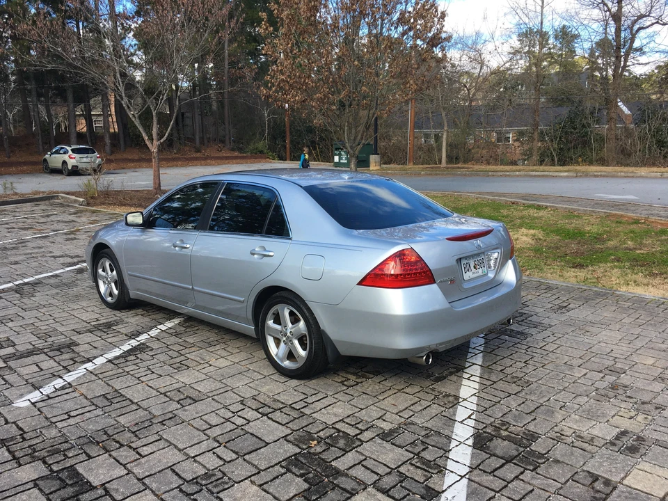 2006 Honda Accord 7th Gen - Image 8 of 31
