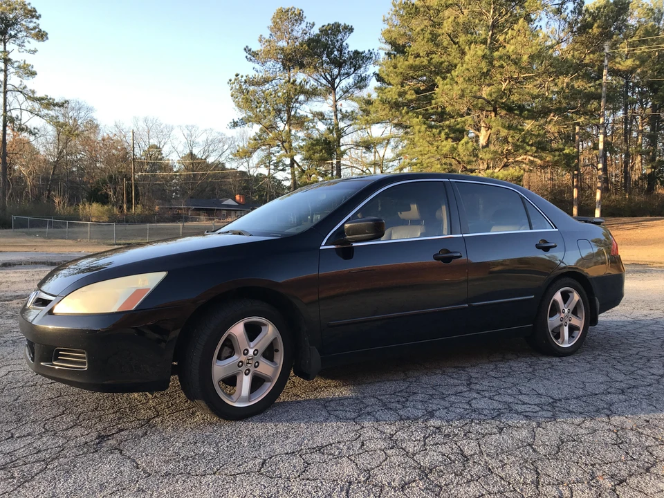 2006 Honda Accord 7th Gen - Image 9 of 31