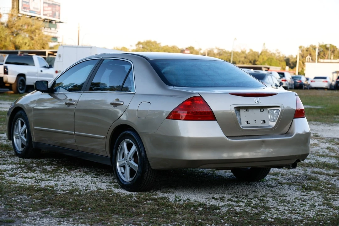 2006 Honda Accord 7th Gen - Image 5 of 12
