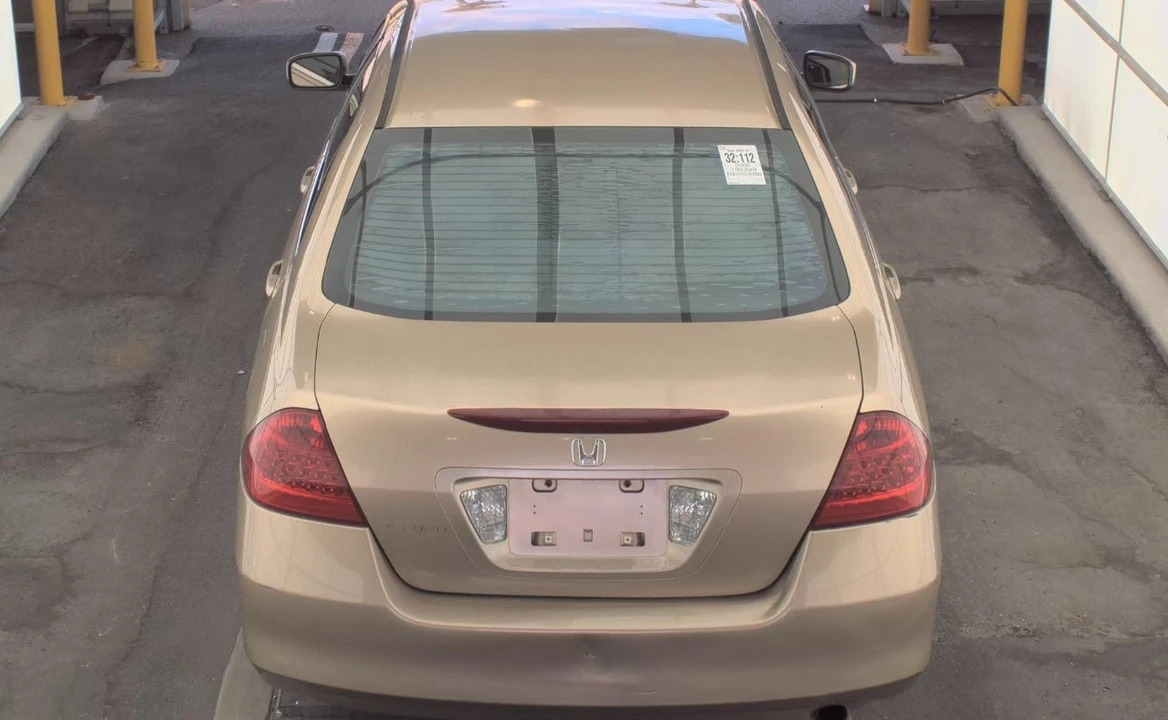 2006 Honda Accord 7th Gen - Image 3 of 11