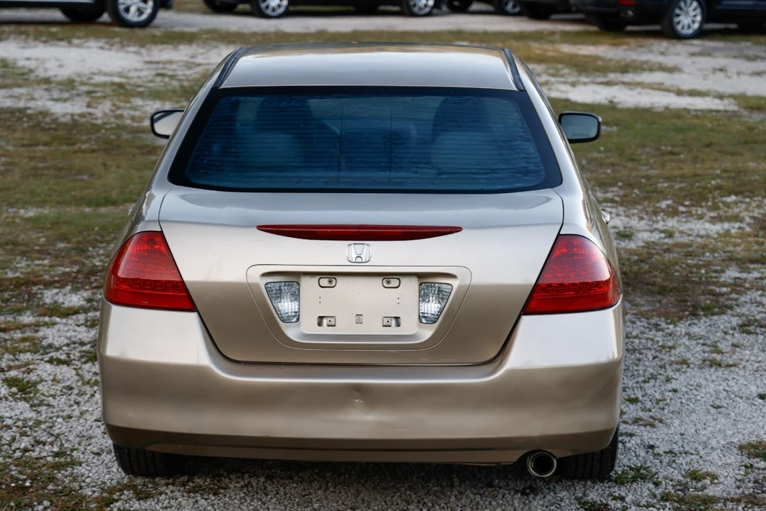 2006 Honda Accord 7th Gen - Image 9 of 12