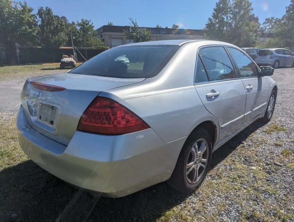 2006 Honda Accord 7th Gen - Image 3 of 21
