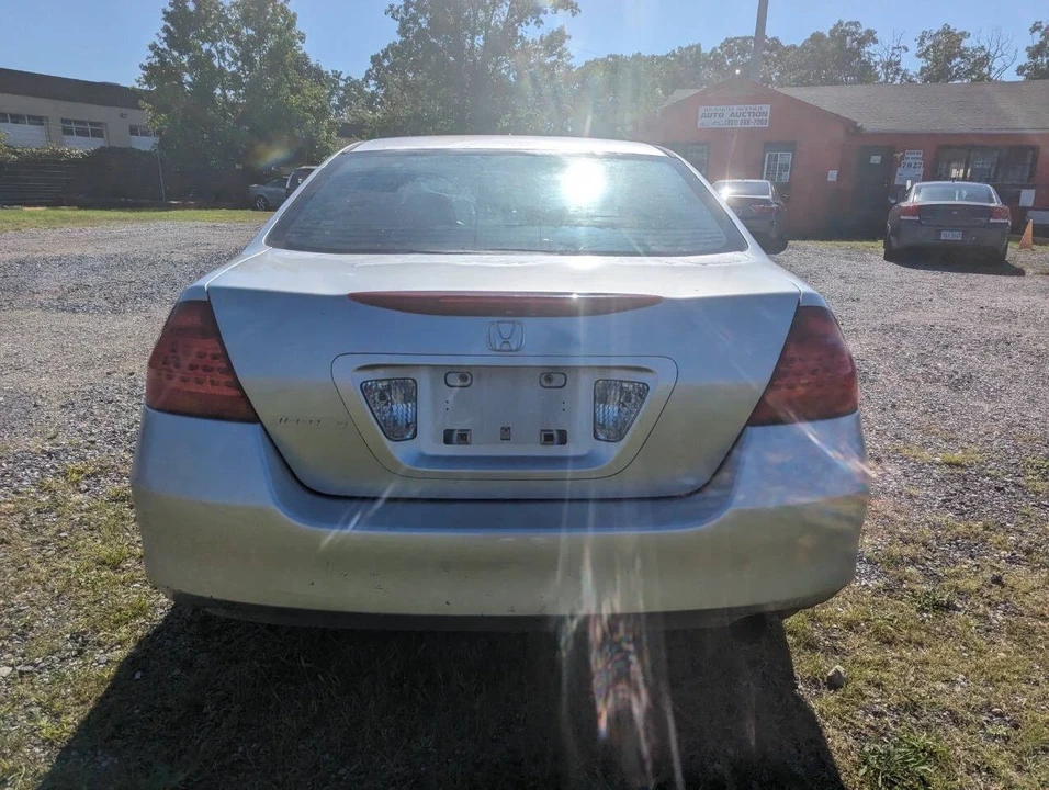 2006 Honda Accord 7th Gen - Image 7 of 21