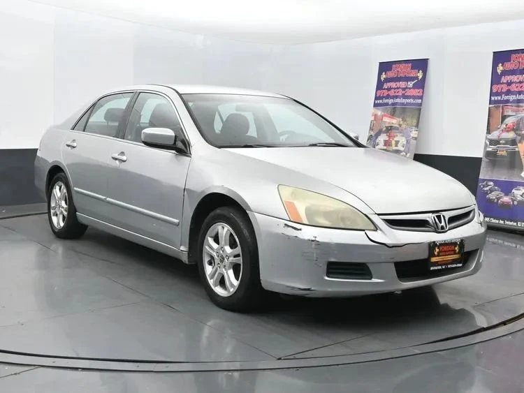 2006 Honda Accord 7th Gen - Image 2 of 12