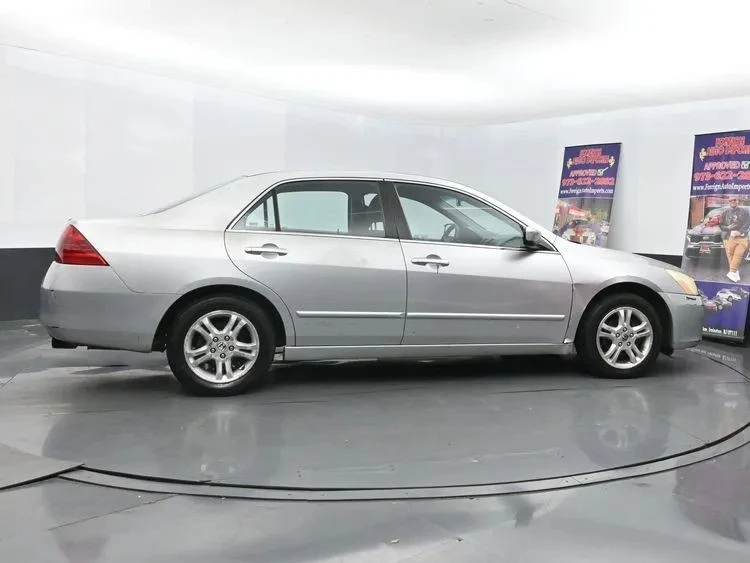 2006 Honda Accord 7th Gen - Image 4 of 12