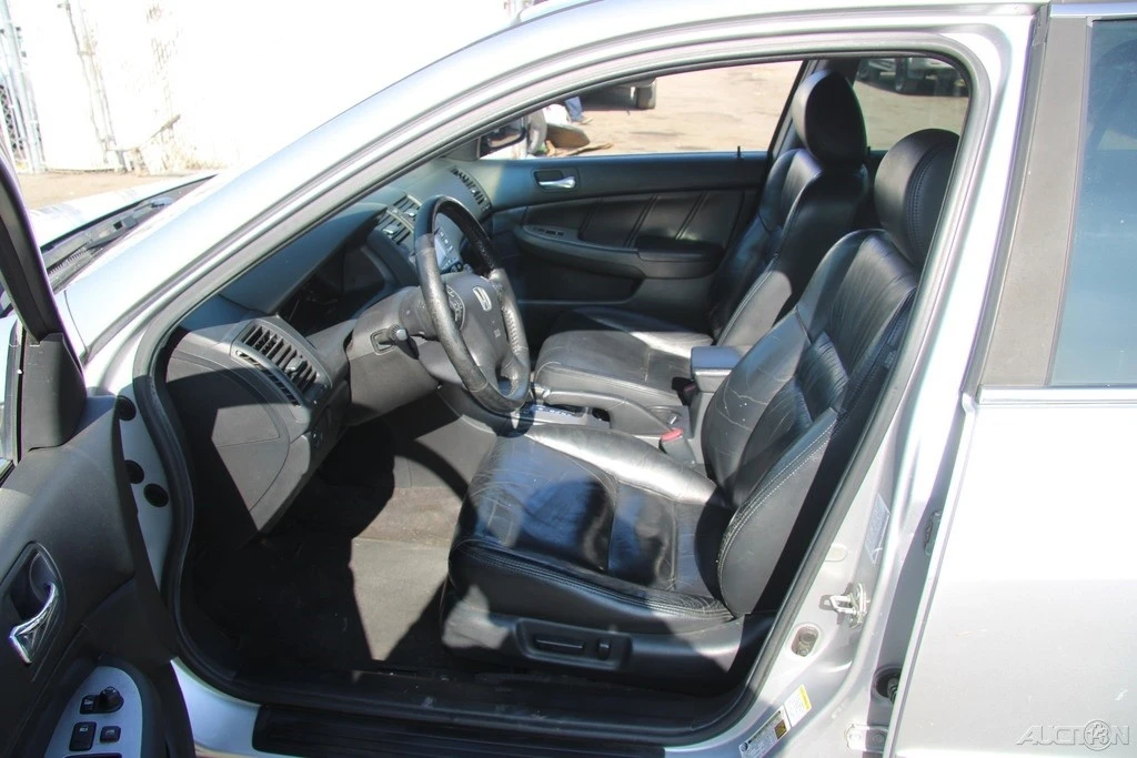 2006 Honda Accord 7th Gen - Image 15 of 21