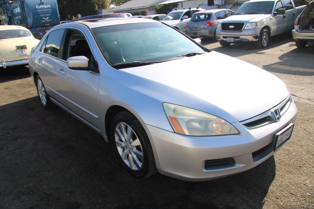 2006 Honda Accord 7th Gen - Image 9 of 21