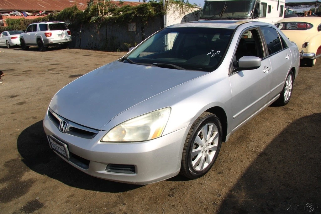 2006 Honda Accord 7th Gen - Image 2 of 21