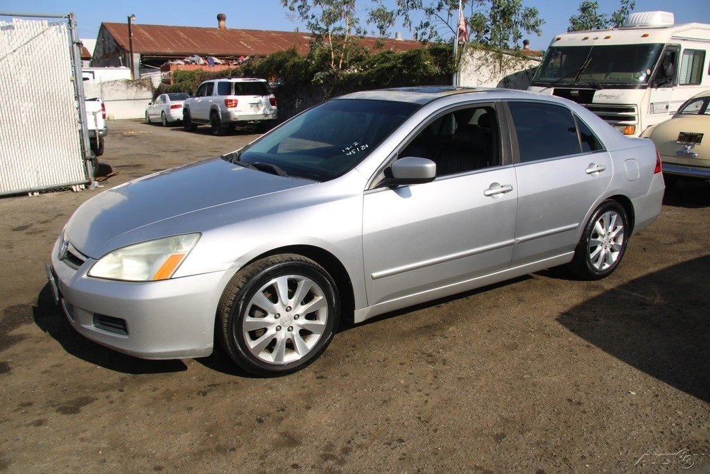 2006 Honda Accord 7th Gen - Image 3 of 21