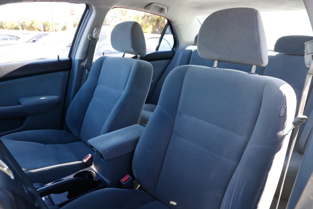 2006 Honda Accord 7th Gen - Image 6 of 12