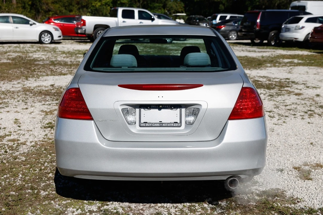 2006 Honda Accord 7th Gen - Image 9 of 12