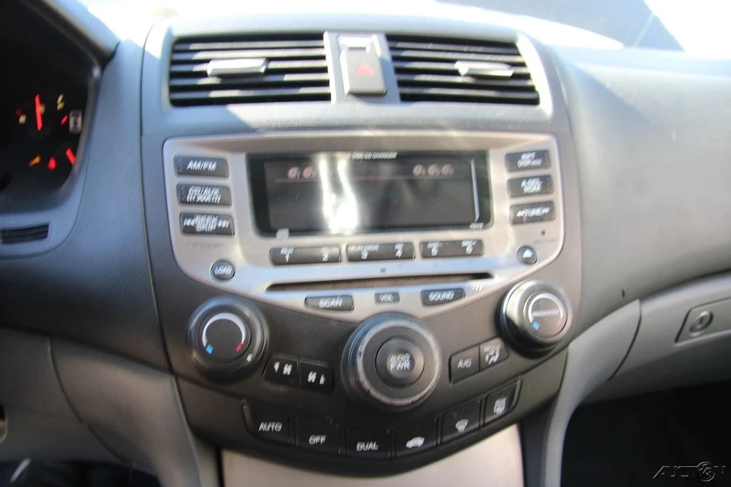 2006 Honda Accord 7th Gen - Image 16 of 21