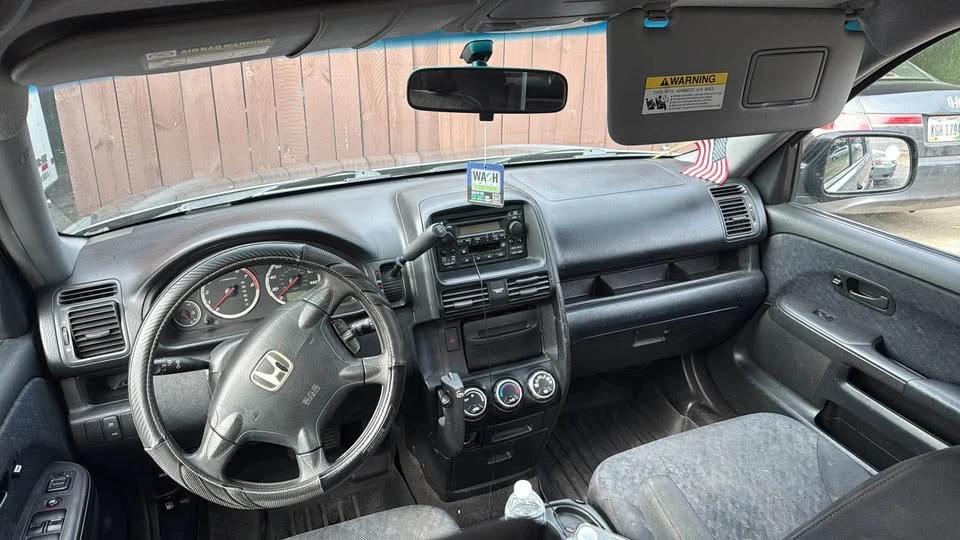 2006 Honda CR-V 2nd Gen - Image 2 of 5