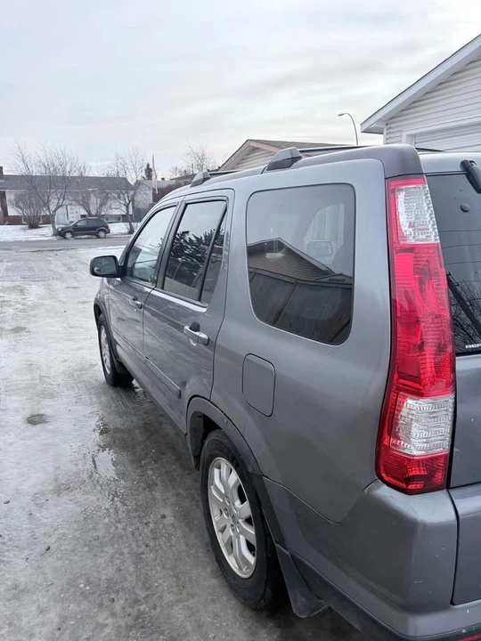 2006 Honda CR-V 2nd Gen - Image 4 of 5
