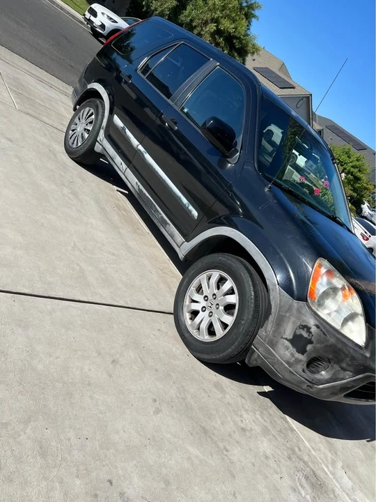 2006 Honda CR-V 2nd Gen - Image 5 of 16