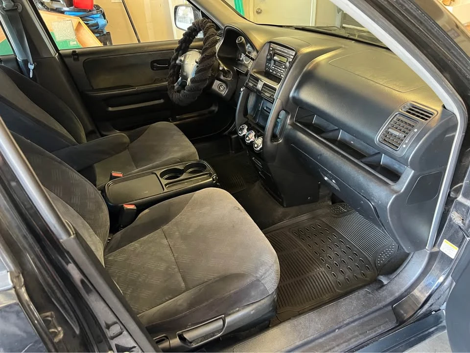 2006 Honda CR-V 2nd Gen - Image 13 of 16